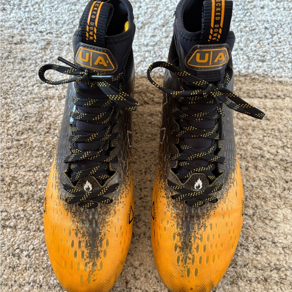 Under Armour Men's Athletic Shoes in Black and Orange